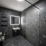 Апартаменты In Near Lift, Cleaning Included *