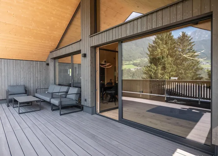 In Near Lift, Cleaning Included *