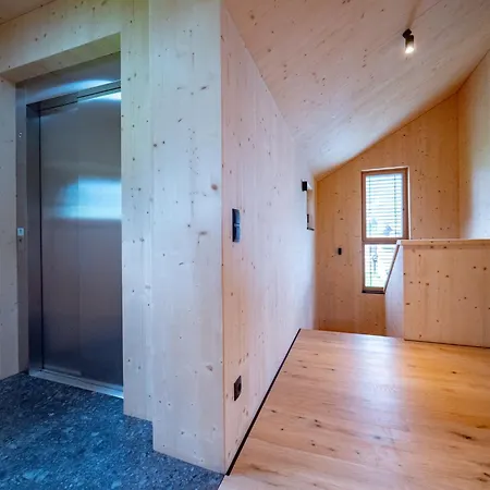 In Near Lift, Cleaning Included